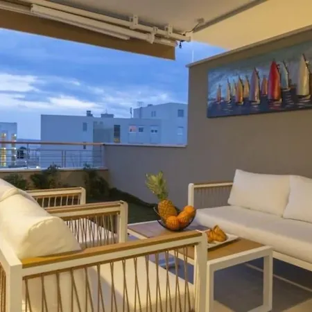 Apartment Modern Lux App D With Seaview And Jacuzzi
